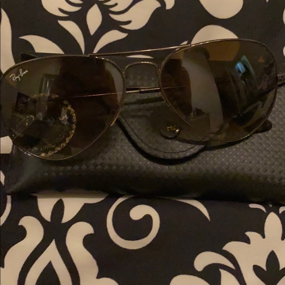 Ray Ban Aviators sunglasses